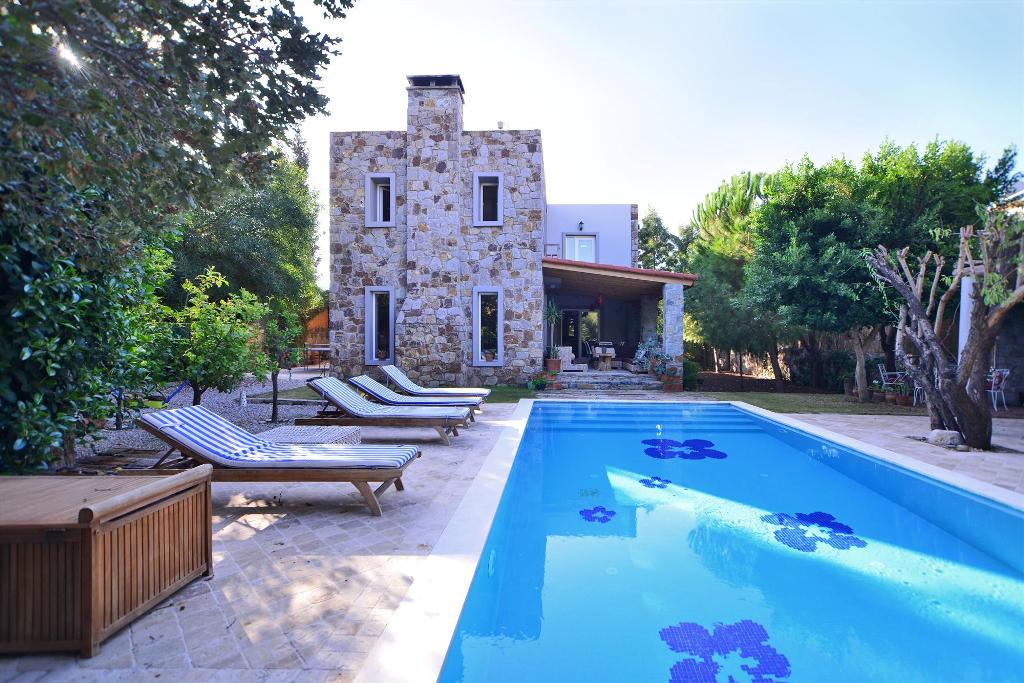 2028 01 Luxury villa for sale Bitez Bodrum 1