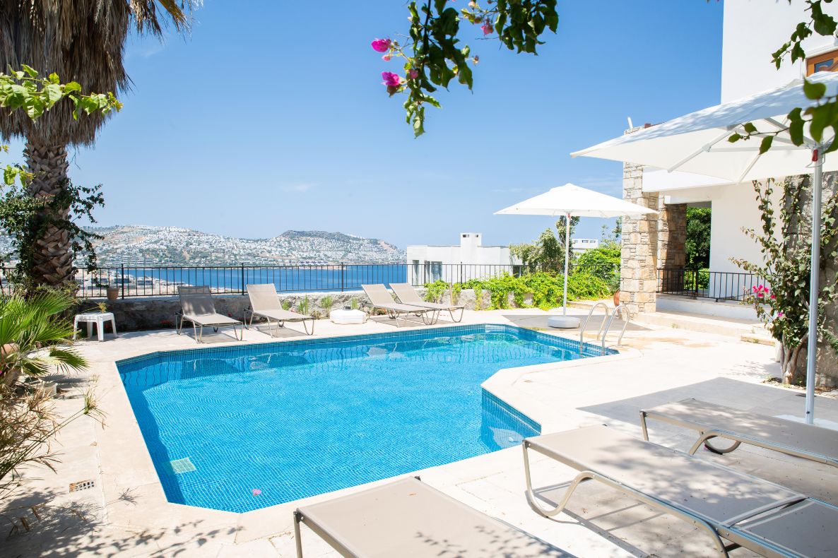 01 Luxury private villa for sale Bodrum Gundogan 2052