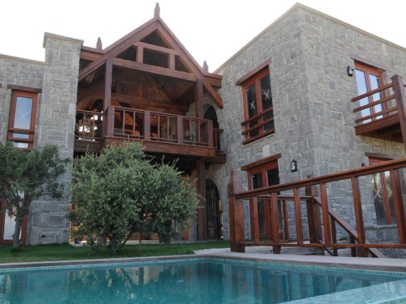 2076 01 Luxury Property Turkey villas for sale Bodrum Gumusluk