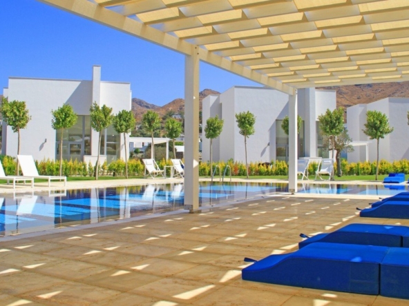 sunbath area