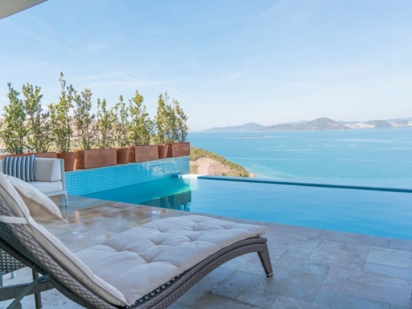 01 Sea view private infinity pool villa for sale Adabuku 2072 1