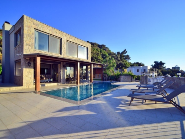 01 Private Yalikavak villa for sale 2216