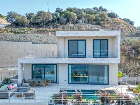 01 Luxury Villa for sale Bodrum Gumusluk 2354